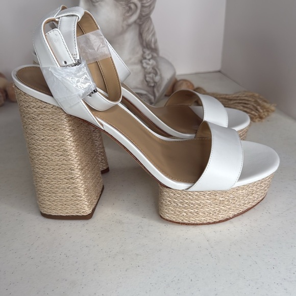 Michael Kors Women's Ashton Platform Heeled Sandal Sz 9.5 - Picture 5 of 10